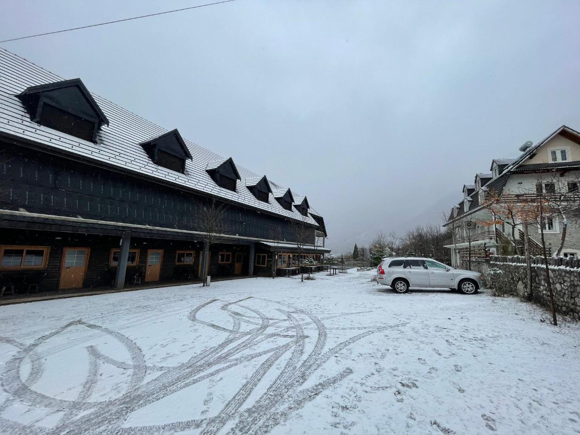 Boga Alpine Resort Exterior photo